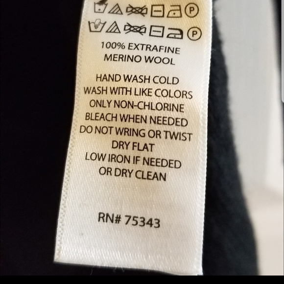 3/$20 ELLEN TRACY|Sweater Black S 100% Wool - Picture 7 of 7